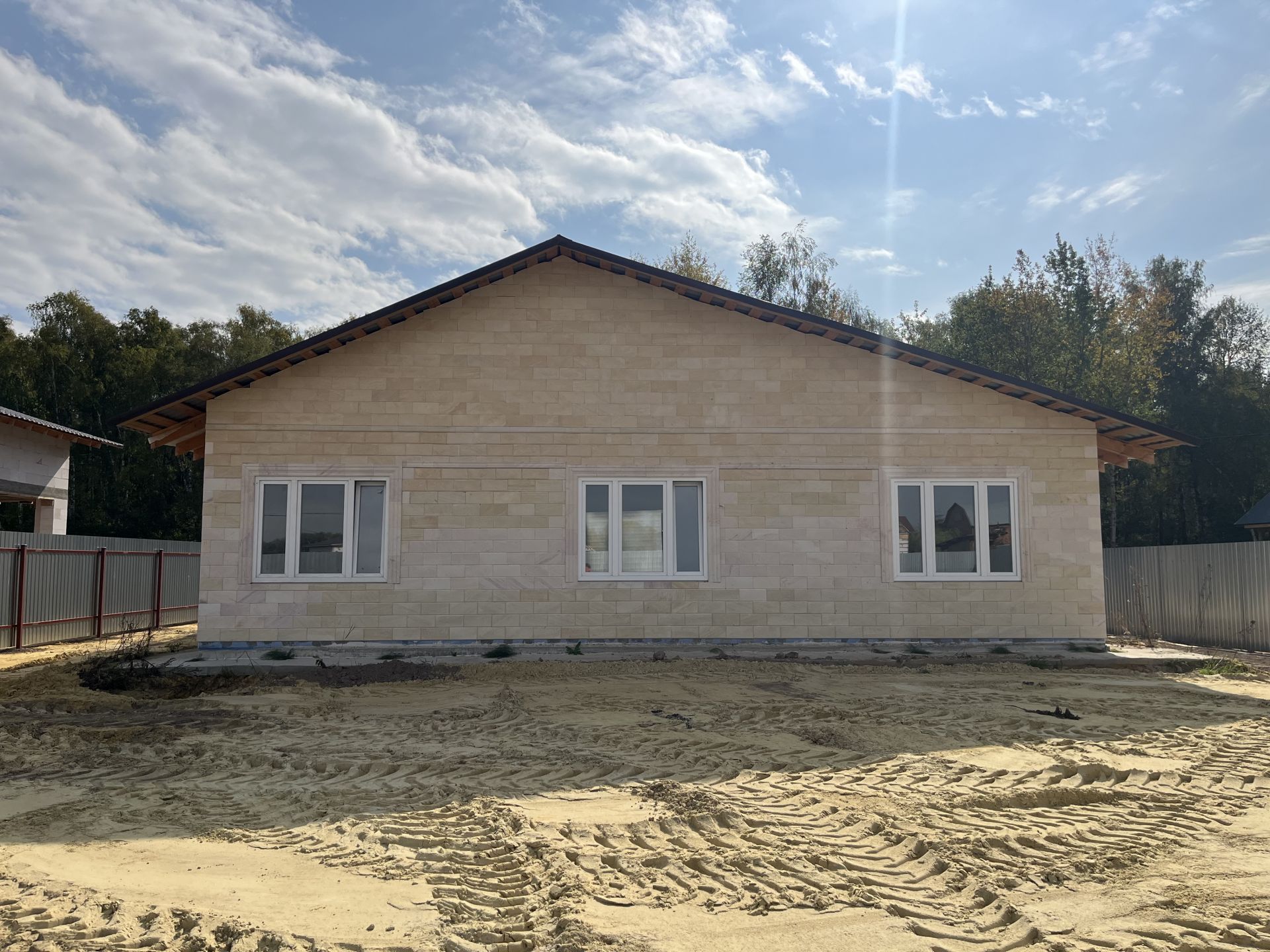 Дом Московская область, Раменский городской округ, деревня Какузево, улица Николая Новикова