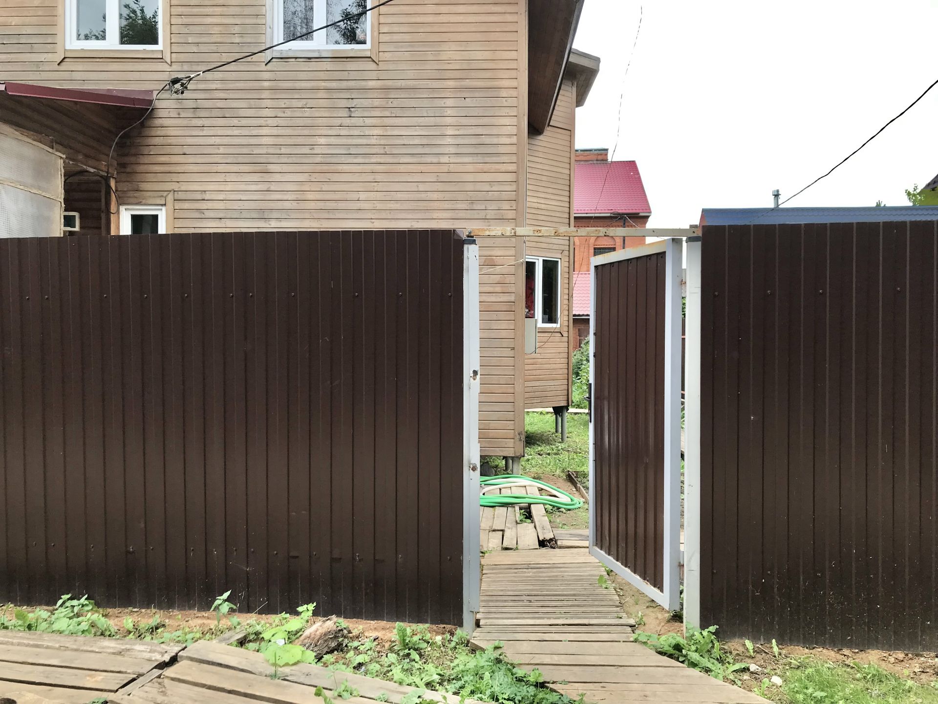 Дом Московская область, Ленинский городской округ, деревня Дальние Прудищи