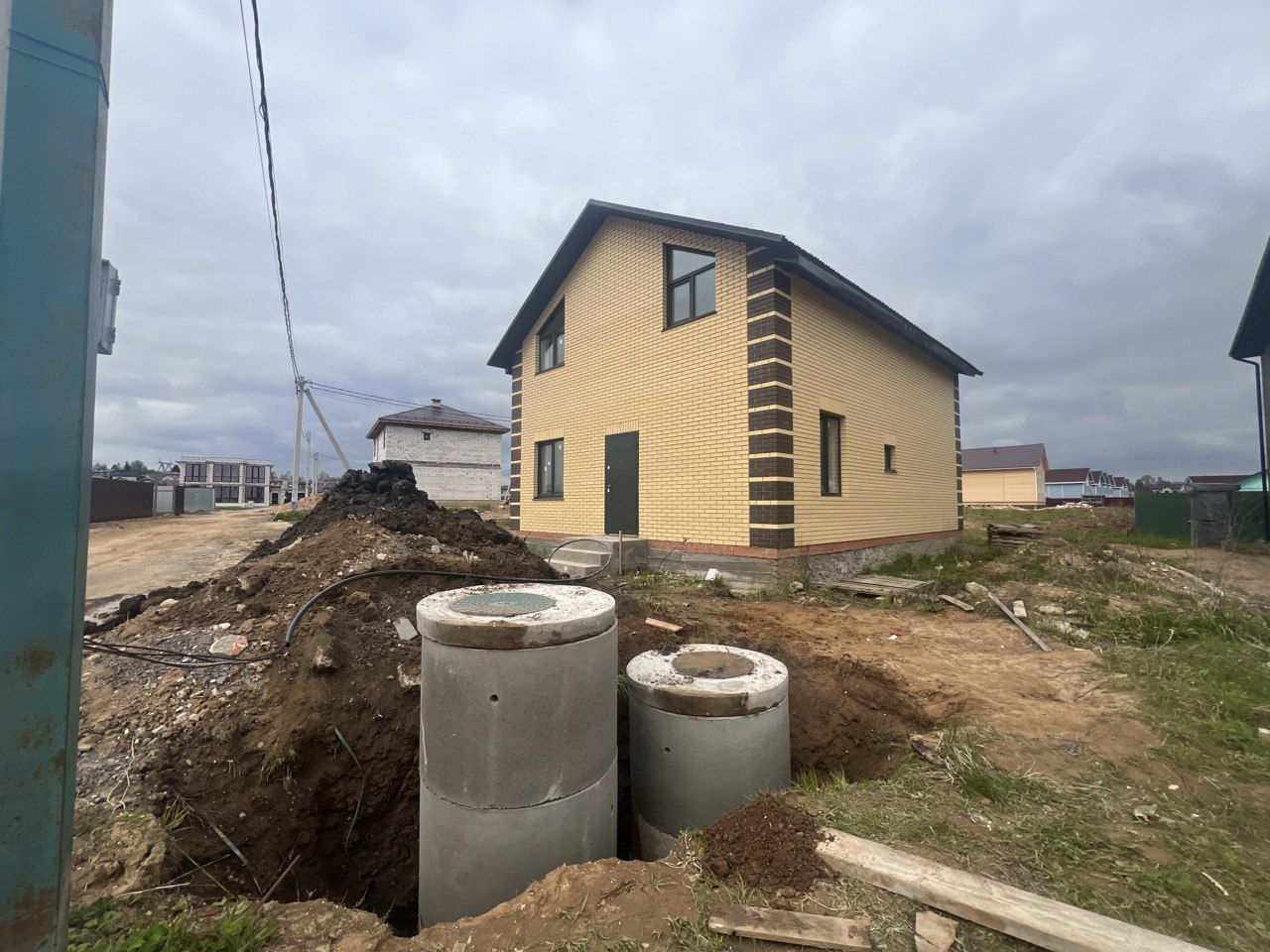 Дом Московская область, Дмитровский городской округ, деревня Акишево