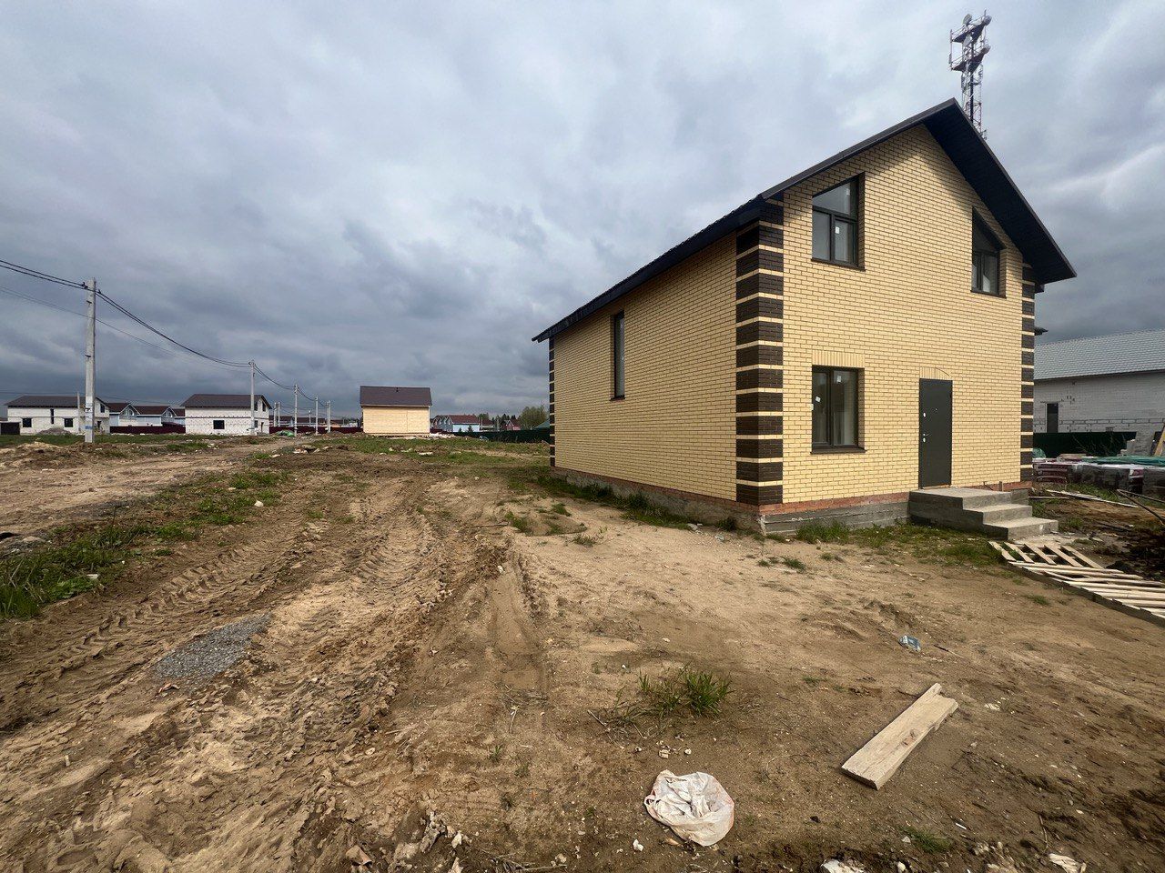 Дом Московская область, Дмитровский городской округ, деревня Акишево