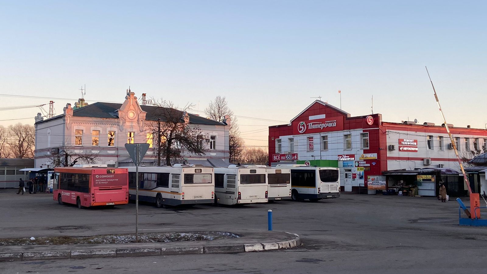 Дом Московская область, Домодедово, микрорайон Барыбино, улица Чкалова