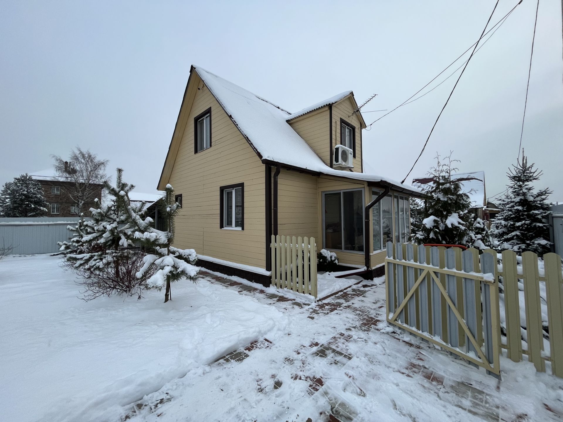 Дом Московская область, Раменский городской округ, деревня Заболотье,  Центральная улица – агентство недвижимости «Азбука недвижимости» Москва и МО