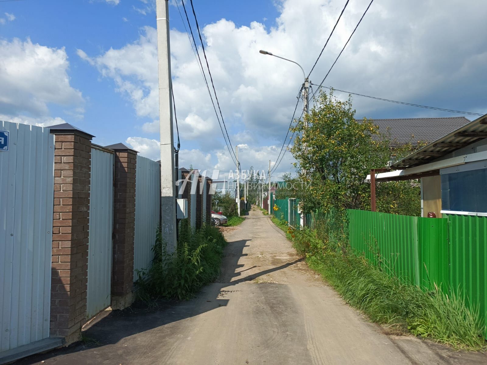 Дом Московская область, городской округ Солнечногорск, деревня Кривцово, Малиновая улица