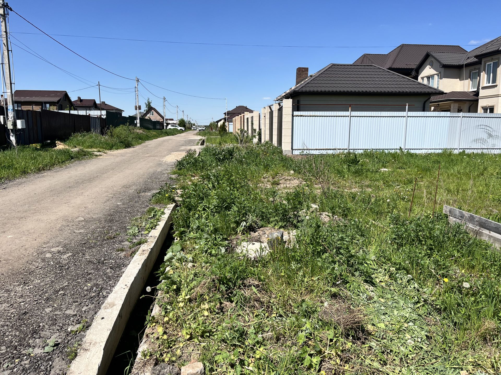 Земли сельхозназначения Московская область, Раменский городской округ, село Верхнее Мячково, коттеджный посёлок Солнечный берег