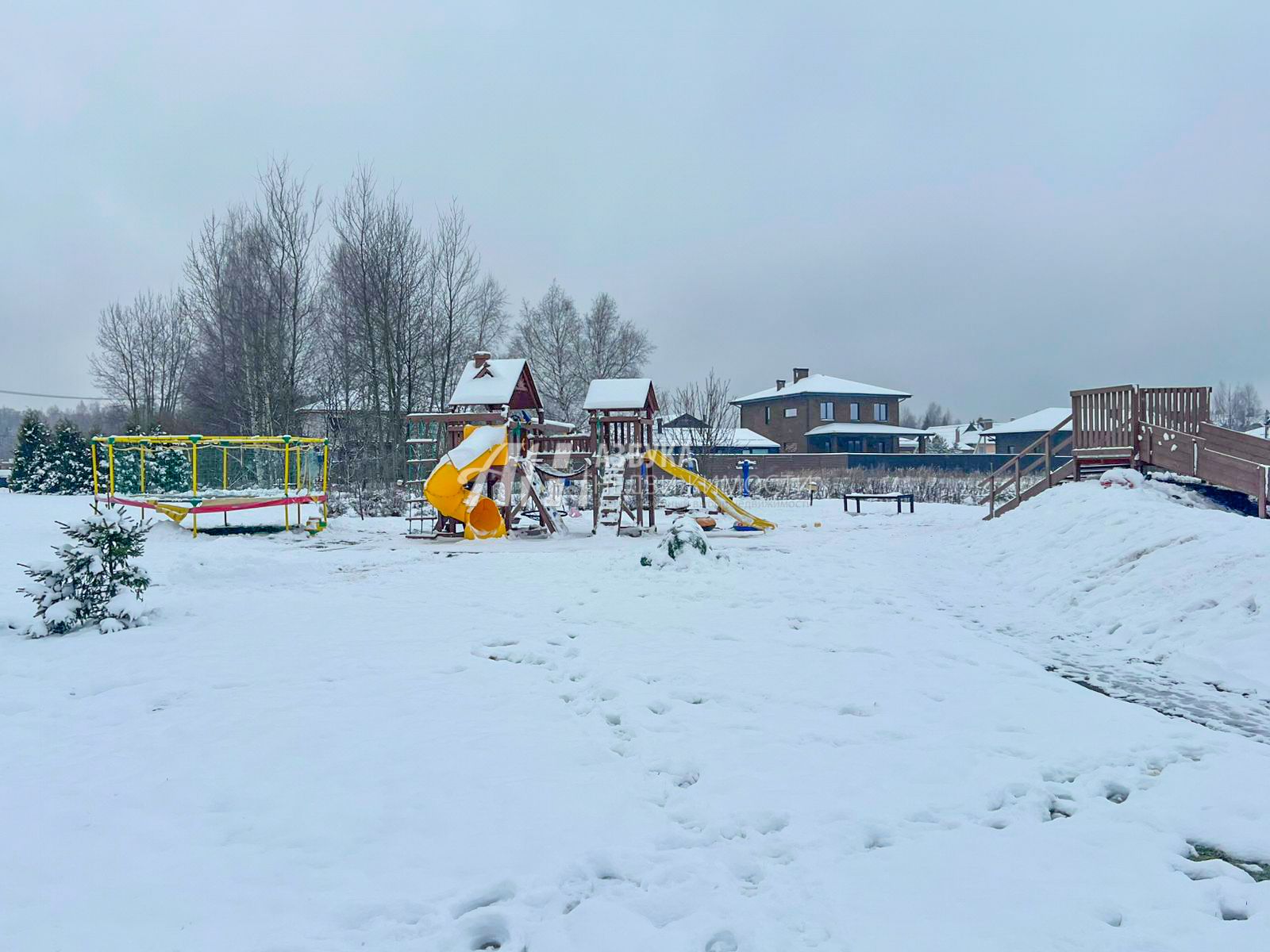 Дом Московская область, Дмитровский муниципальный округ, деревня Векшино, коттеджный посёлок Векшино-3