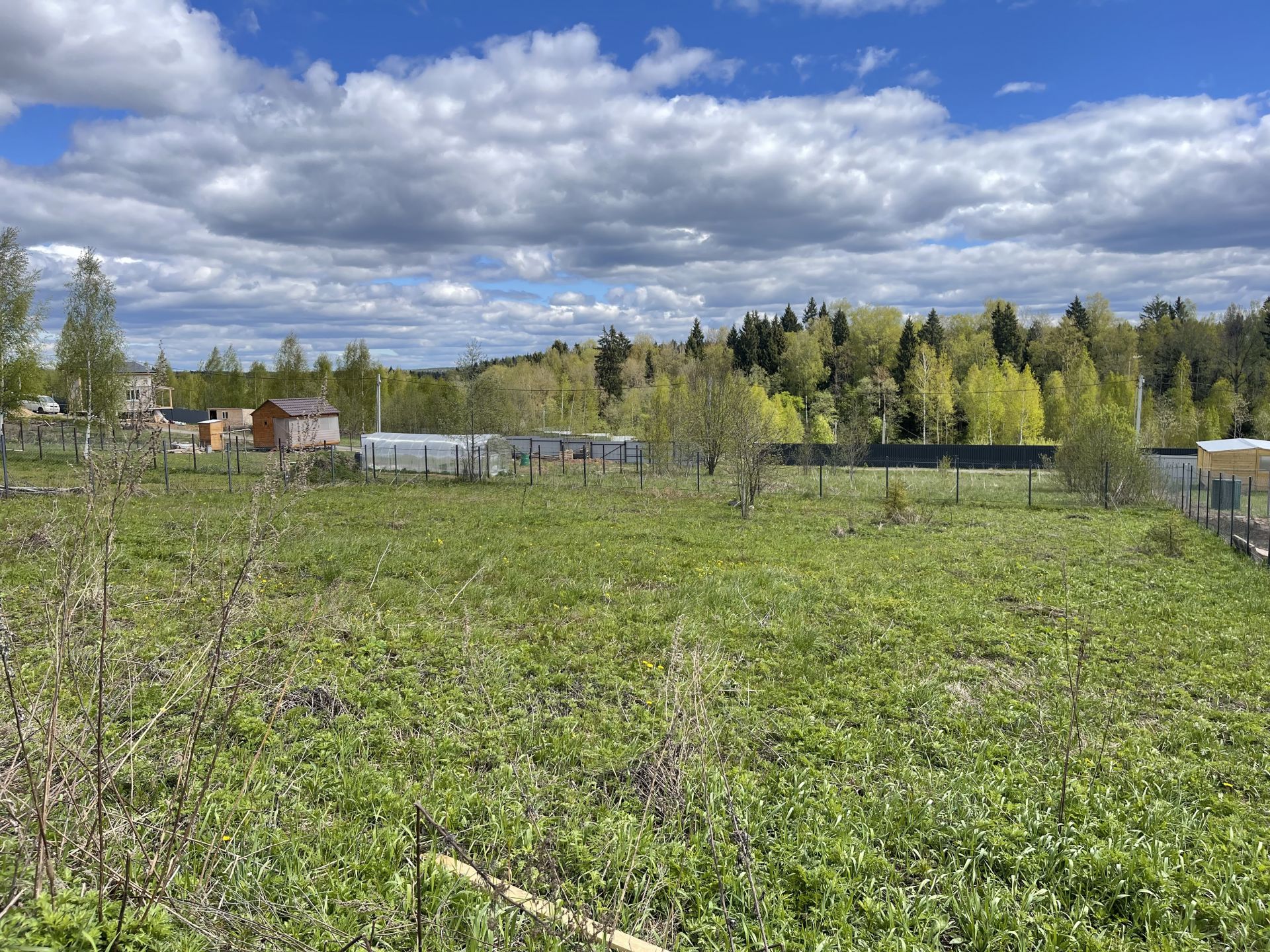 Земли сельхозназначения Московская область, Дмитровский городской округ, деревня Сазонки