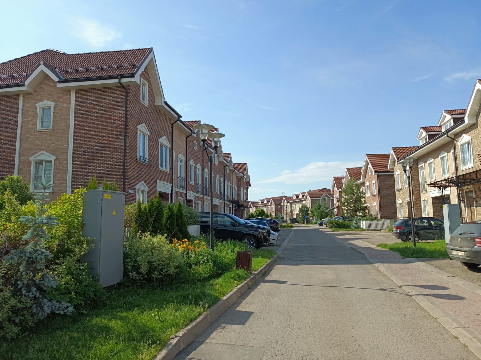 Таунхаус Московская область, городской округ Красногорск, деревня Сабурово, Лесная улица