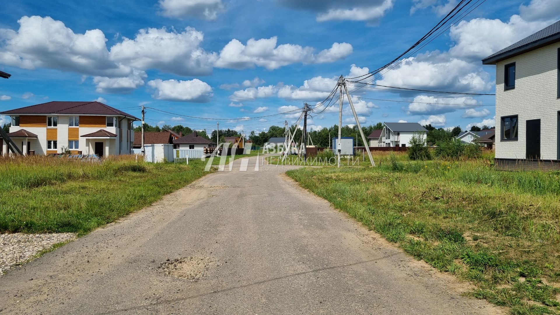 Дом Московская область, городской округ Пушкинский, деревня Алёшино, коттеджный посёлок Алёшинские Просторы