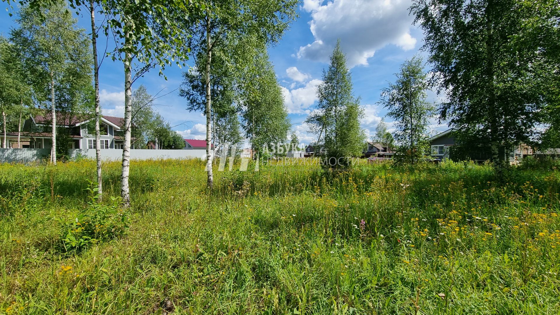 Земли сельхозназначения Московская область, Дмитровский городской округ, коттеджный посёлок Дмитровка Лайф