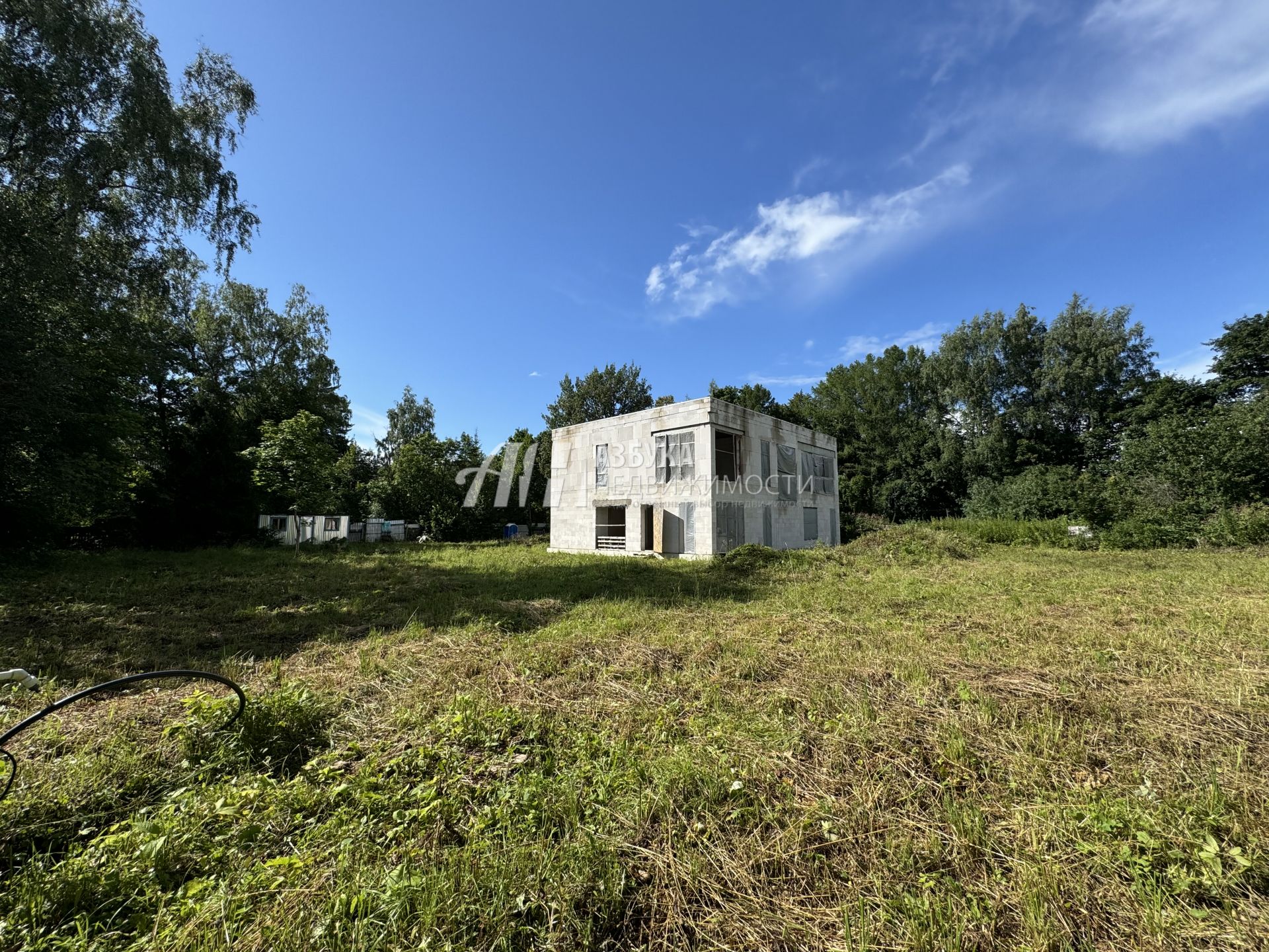 Дом Московская область, Одинцовский городской округ, село Жаворонки, 2-я Советская улица