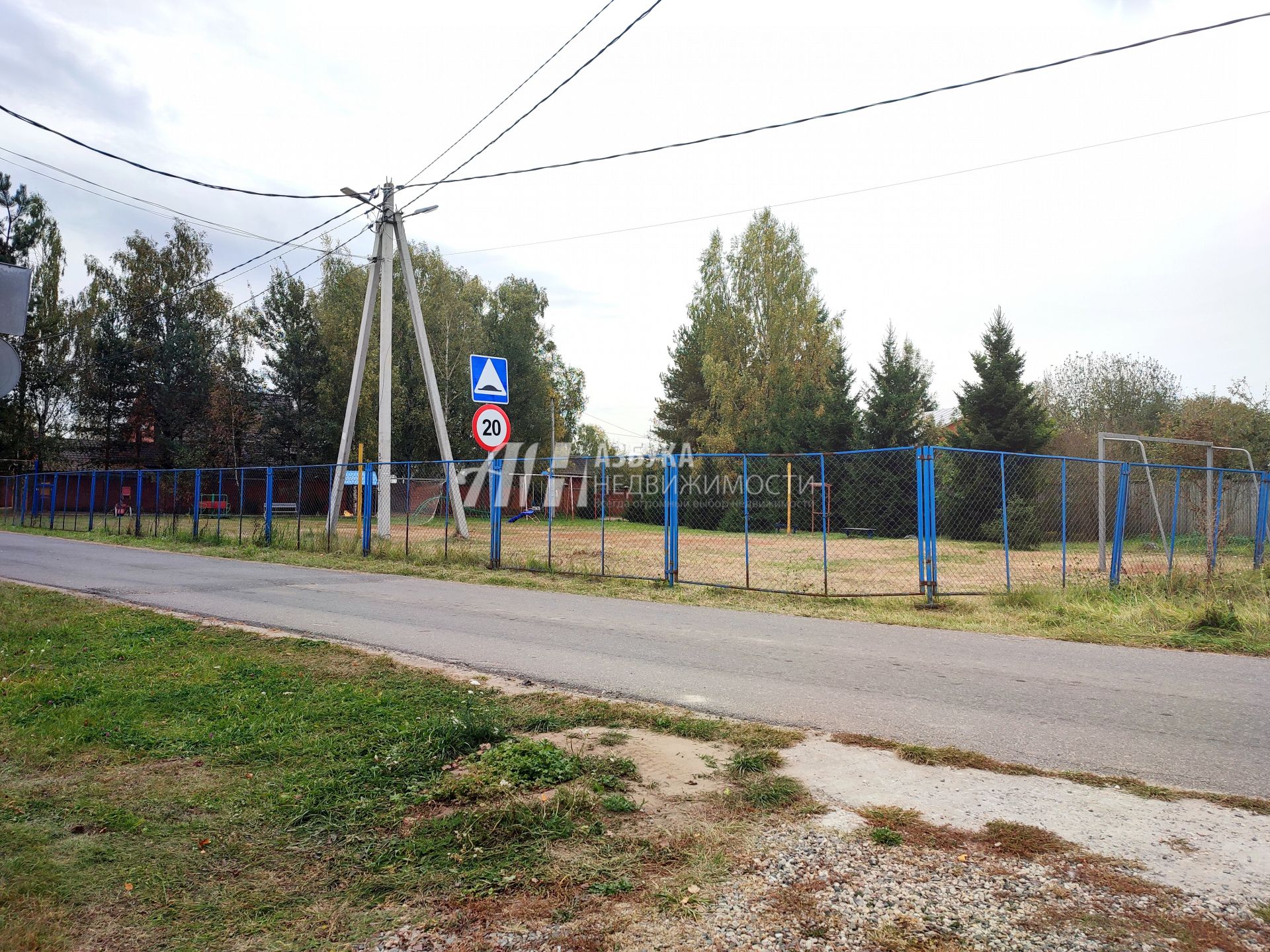 Дом Московская область, Богородский городской округ, деревня Кабаново, Южная улица