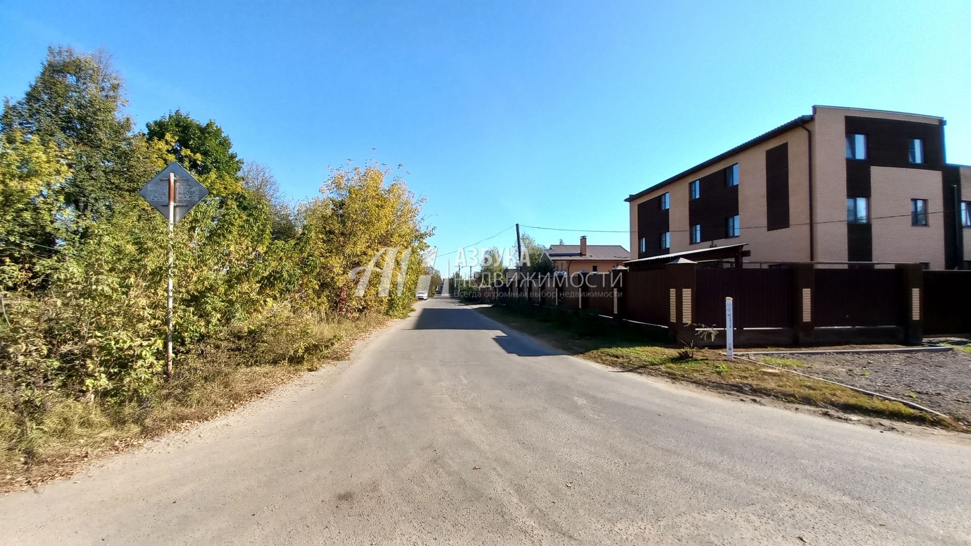 Земли поселения Московская область, городской округ Красногорск, рабочий посёлок Нахабино, улица Победы