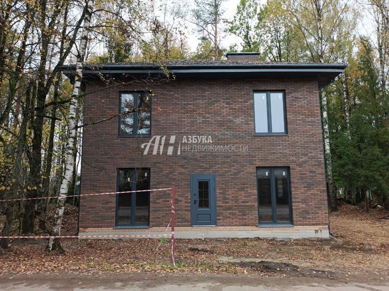 Дом Московская область, городской округ Химки, деревня Юрлово