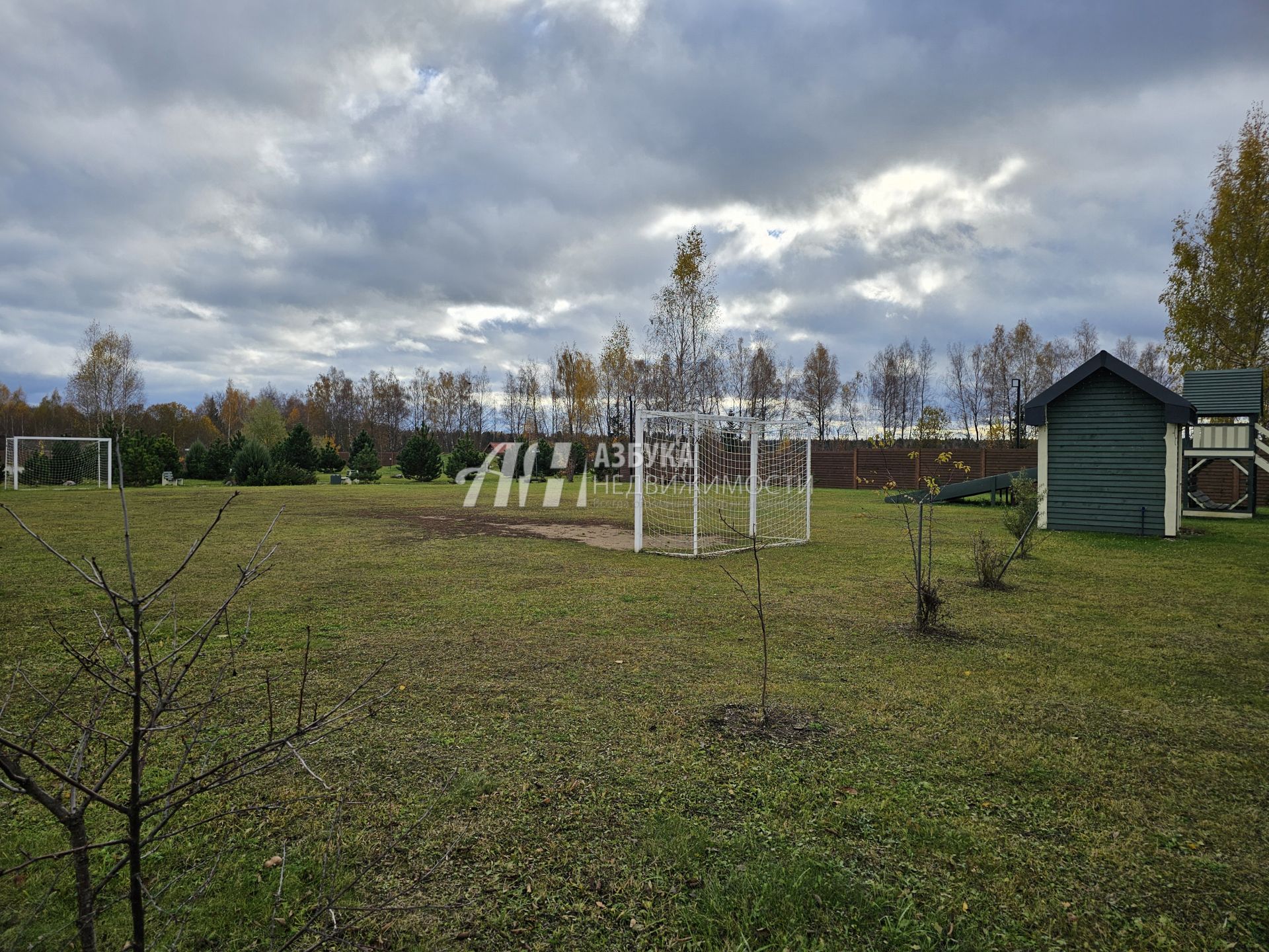 Дом Московская область, Волоколамский городской округ, коттеджный посёлок Спасские Дачи