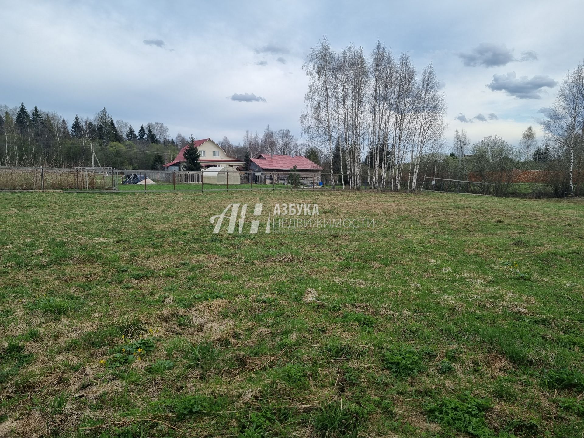 Земли поселения Московская область, Волоколамский городской округ, деревня Солодово, улица Ветеранов