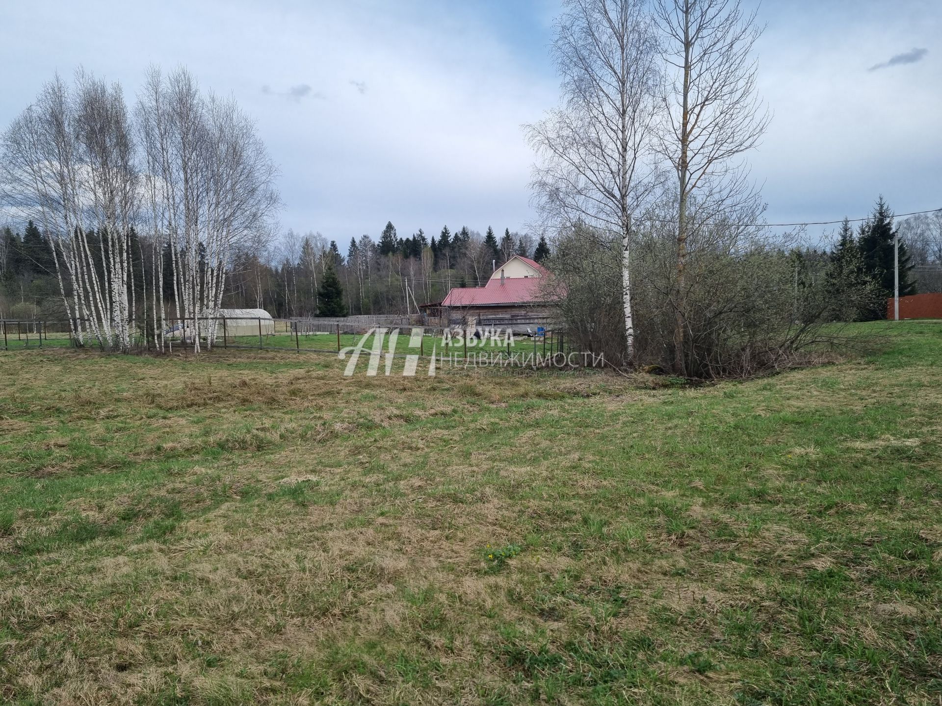 Земли поселения Московская область, Волоколамский городской округ, деревня Солодово, улица Ветеранов