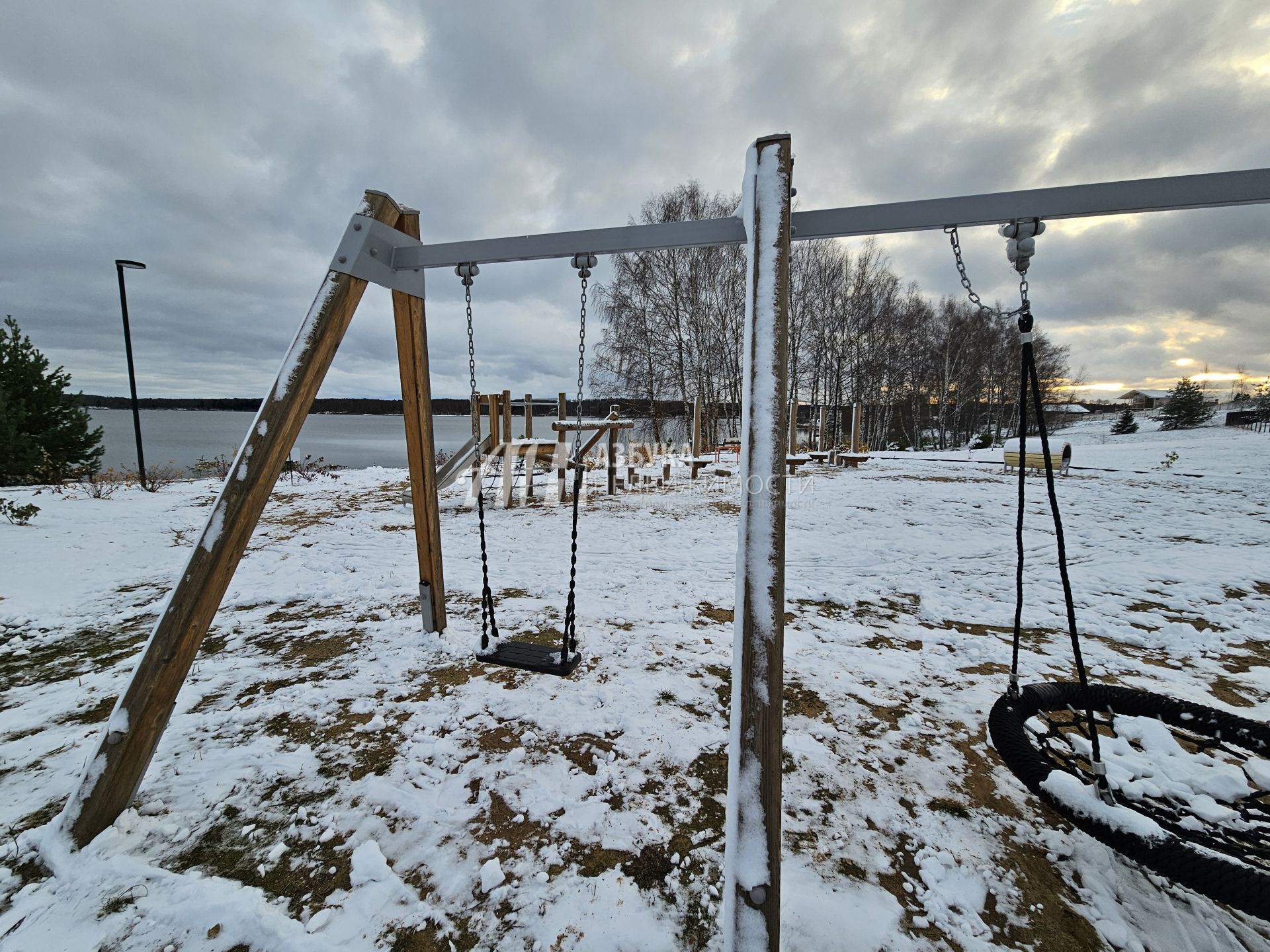 Земли сельхозназначения Московская область, Волоколамский городской округ, коттеджный посёлок Рузза