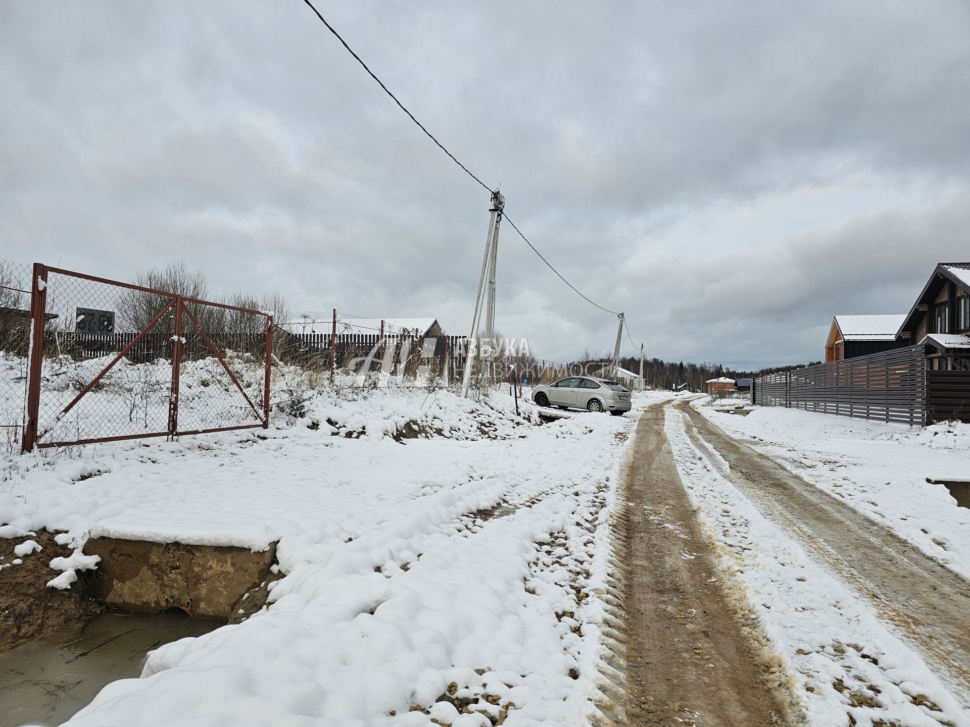 Земли сельхозназначения Московская область, Волоколамский городской округ, коттеджный посёлок Рузза