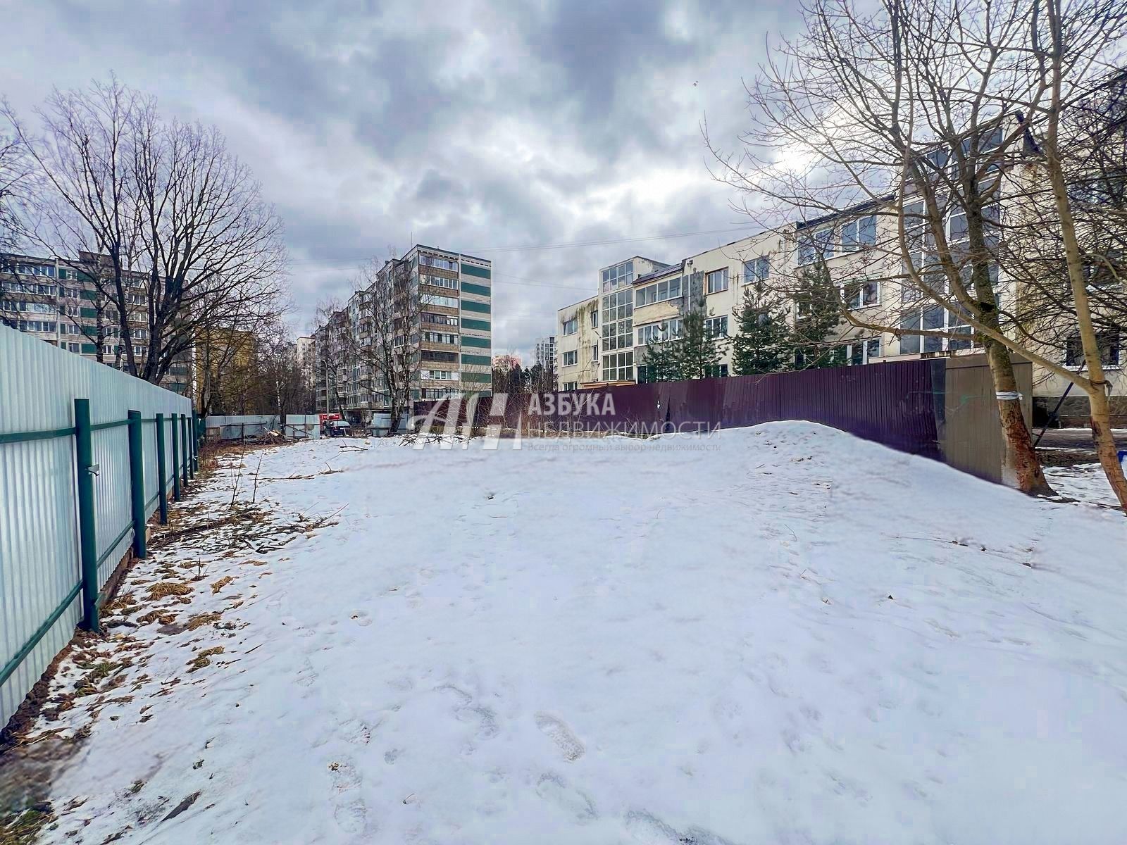  Московская область, городской округ Солнечногорск, посёлок городского типа Андреевка
