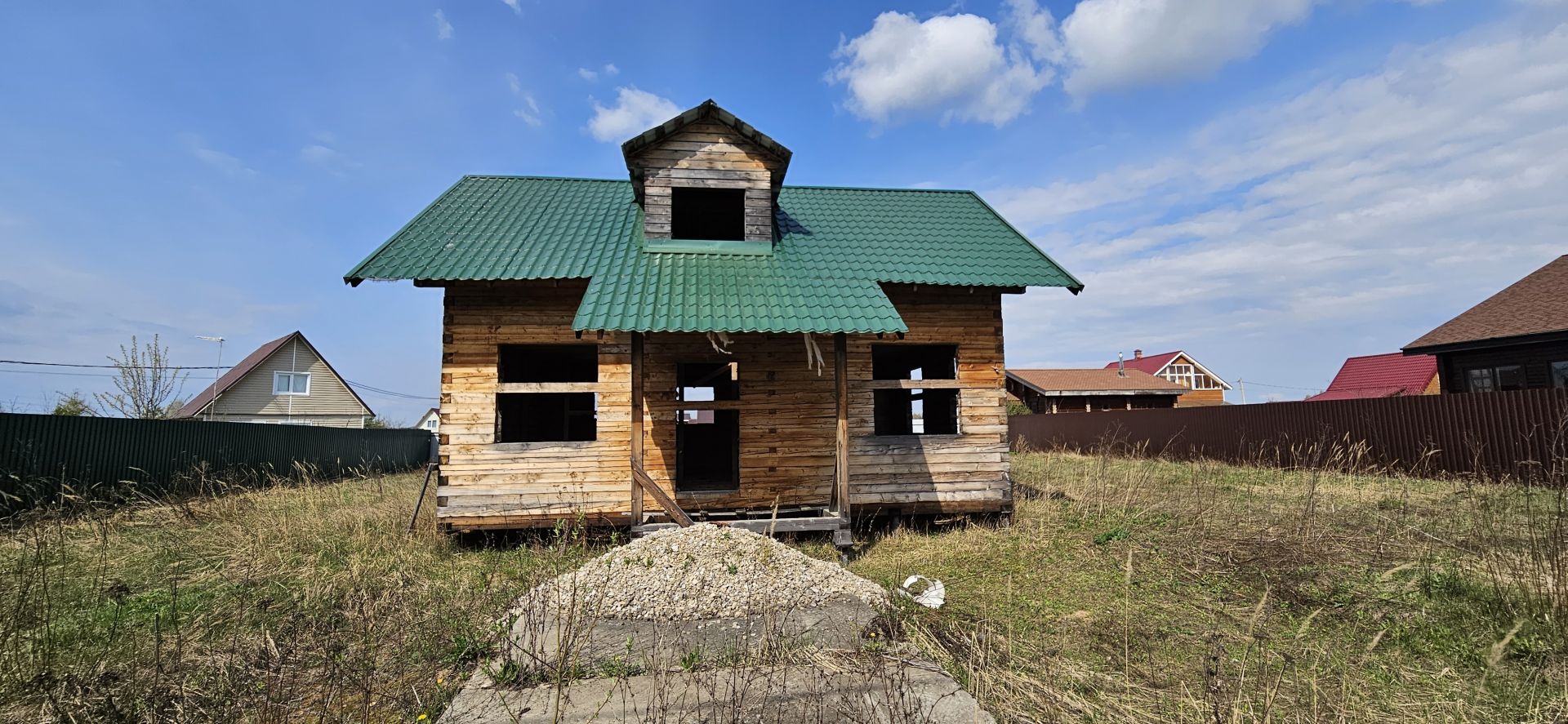 Дом Московская область, Можайский городской округ, деревня Заречье, Полевая  улица – агентство недвижимости «Азбука недвижимости» Москва и МО