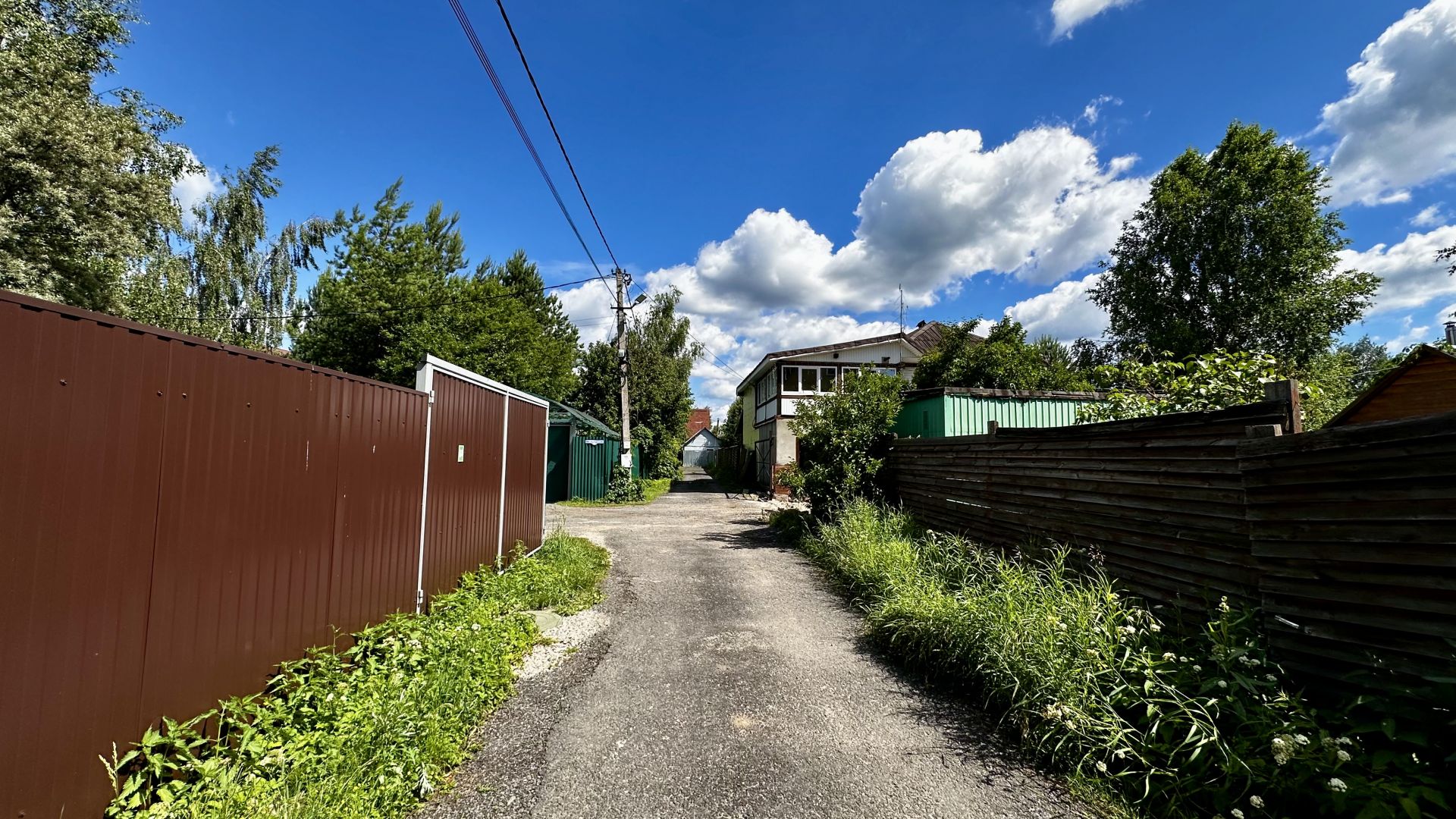 Дом Московская область, Раменский городской округ, дачный посёлок Кратово, Осенняя улица