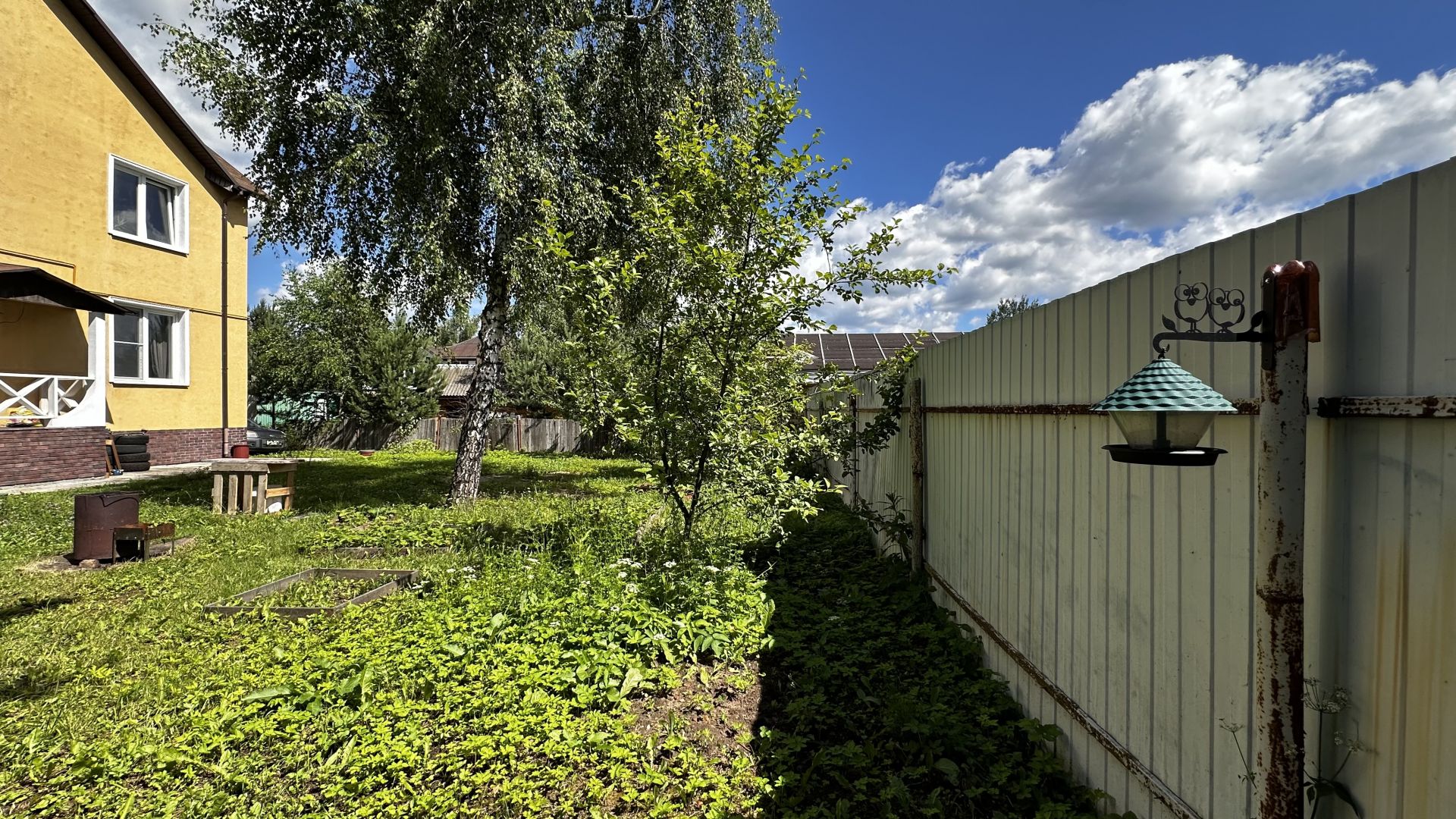 Дом Московская область, Раменский городской округ, дачный посёлок Кратово, Осенняя улица