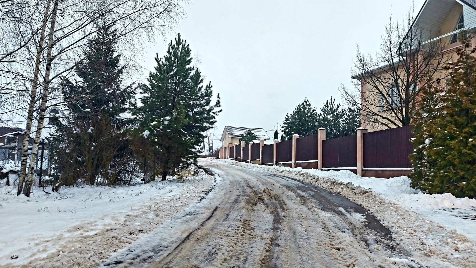 Дом Московская область, городской округ Истра, село Рождествено, улица ...