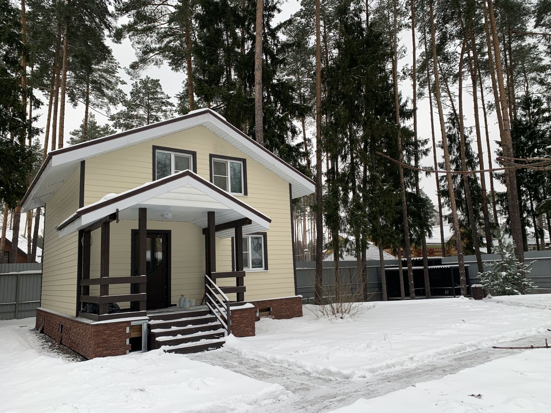 Дом Московская область, Одинцовский городской округ, садоводческое некоммерческое товарищество Фортуна, 242